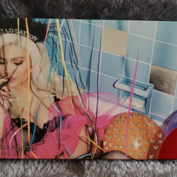 KYLIE COSMETICS SIPPING PRETTY PALETTE $55 - Picture 2 of 7